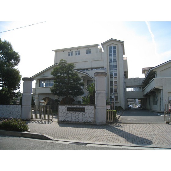 中学校　大野城市立大野東中学校（中学校）まで1414m