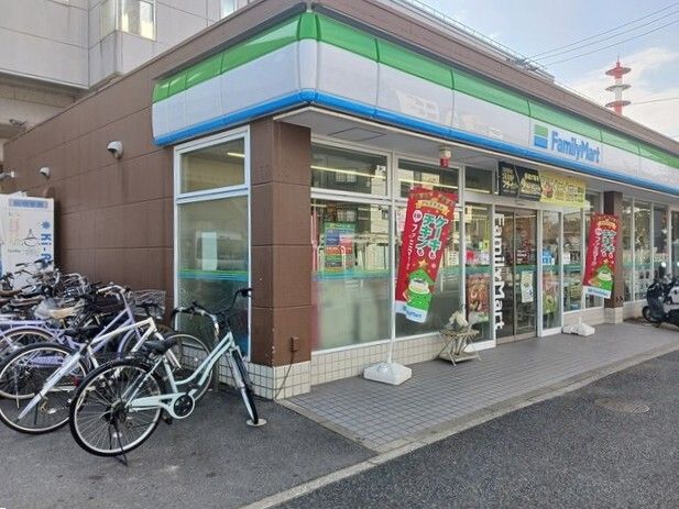 コンビニ　ファミリーマート近鉄烏森駅前店（コンビニ）まで510m
