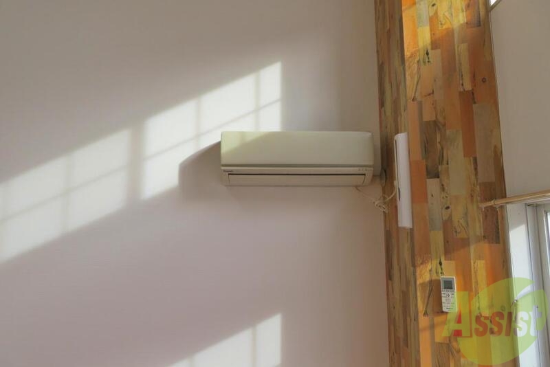 その他設備　エアコンがついて、引越し初日から便利ですね。