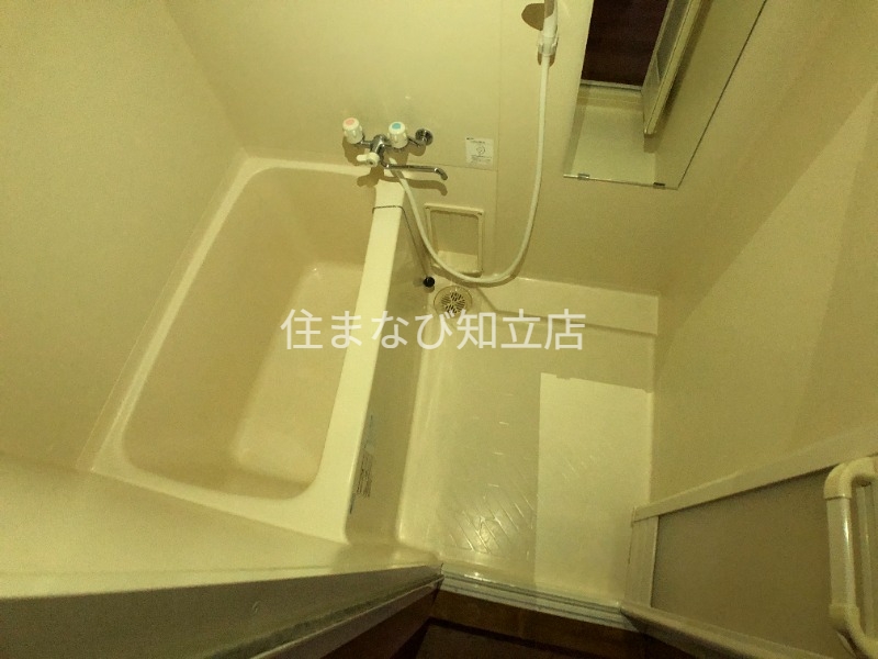 バス・シャワールーム　同型・反転タイプ