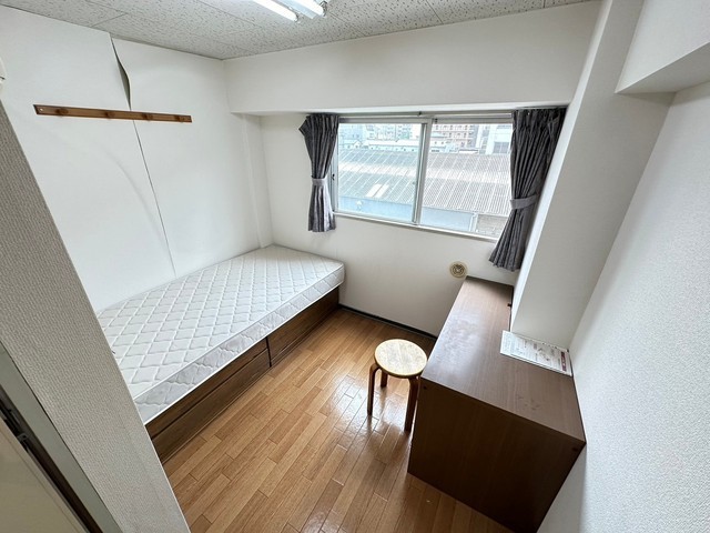 居室・リビング　※家具は撤去予定です。