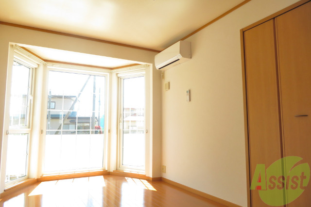 居室・リビング　陽当たりが良く、広々としているのでリラックス出来そうですね。