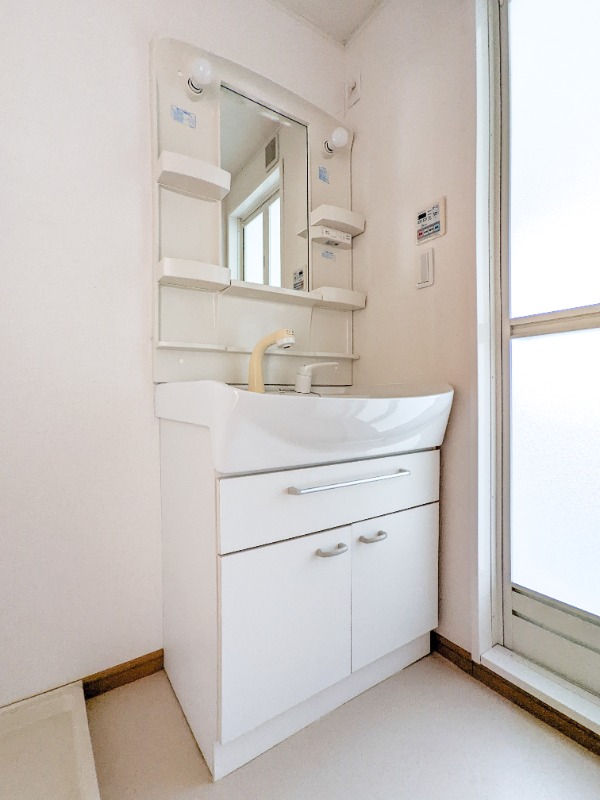 洗面設備　図面と現状に相違がある場合には現状を優先