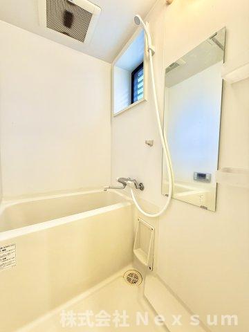 バス・シャワールーム　お風呂で日々の疲れを落としましょう