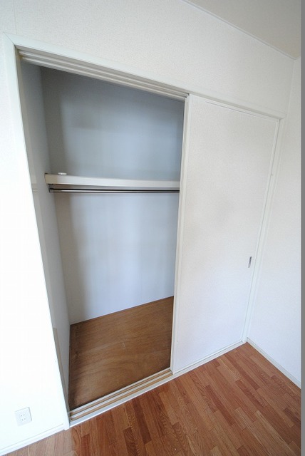 収納　写真は１０２号室