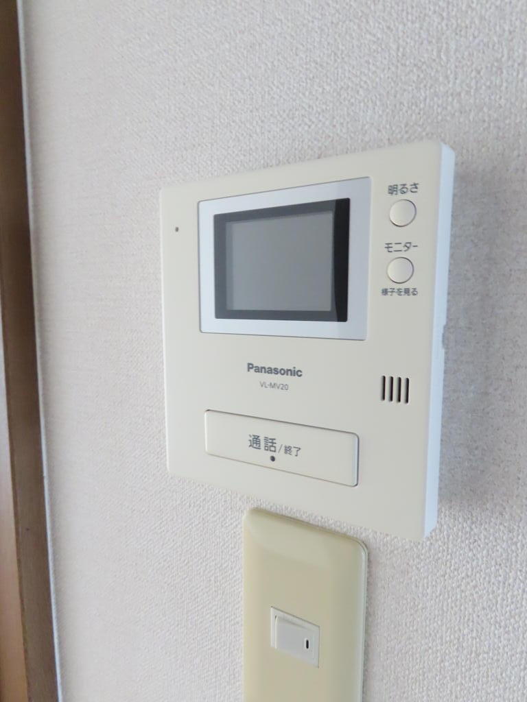 セキュリティ　同物件他部屋の写真です