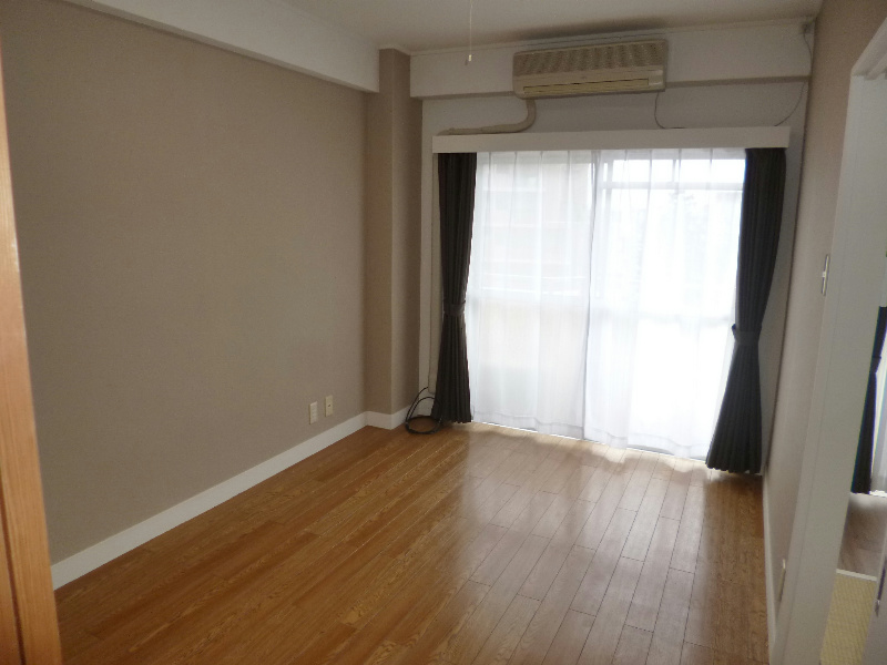 居室・リビング　綺麗なお部屋で快適にお暮し頂けます。