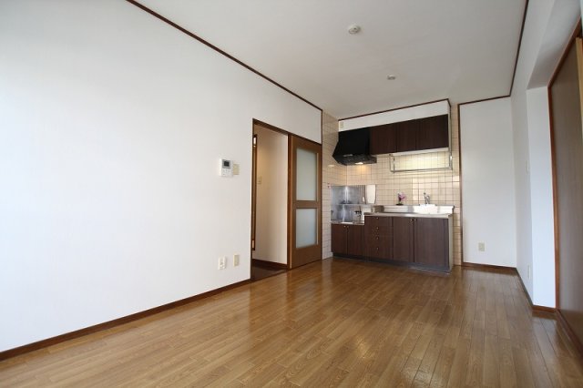 居室・リビング　別号室の写真です