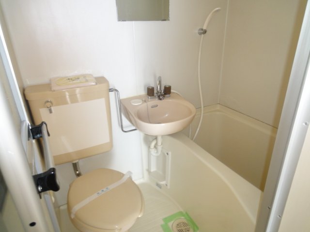 バス・シャワールーム　同物件別室
