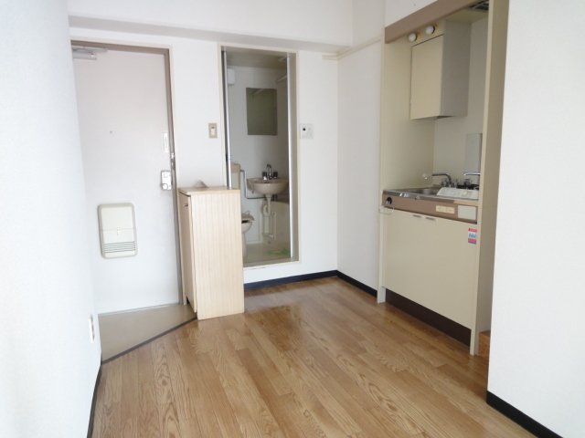 玄関　同物件別室