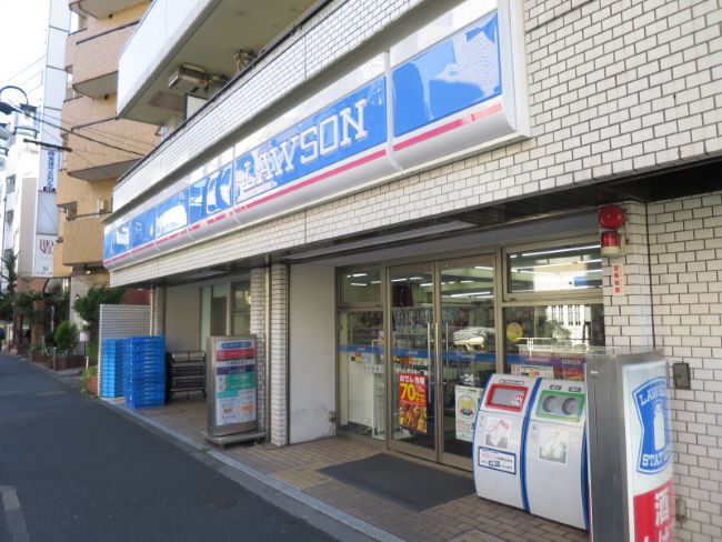 コンビニ　ローソン代々木一丁目店（コンビニ）まで150m