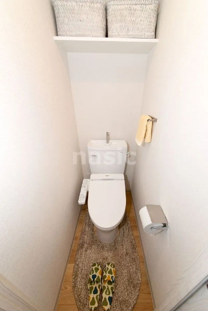 トイレ　モデルルーム（備品等はお引渡しのお部屋には含まれません）