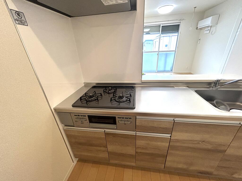 キッチン　テレビをチェックしながらのお料理は楽しいね♪
