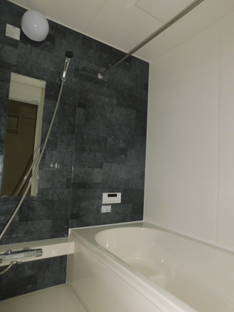 バス・シャワールーム　一坪風呂