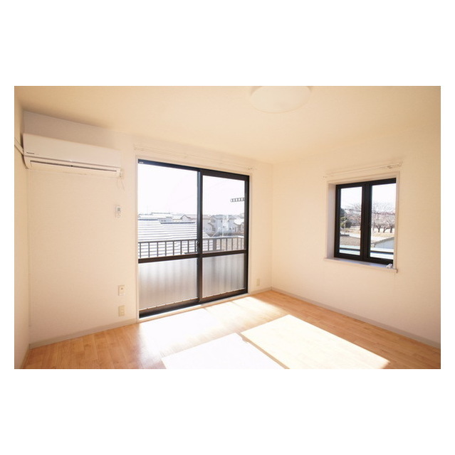 居室・リビング　明るい角部屋です☆