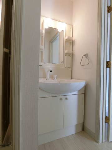 洗面設備　イメージ101号室の写真