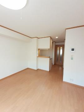 居室・リビング　対面キッチン