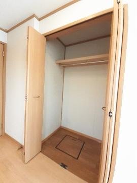 収納　クローゼット