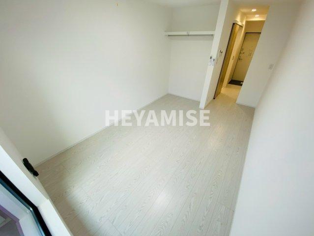 居室・リビング　建築途中のお部屋の写真となります。