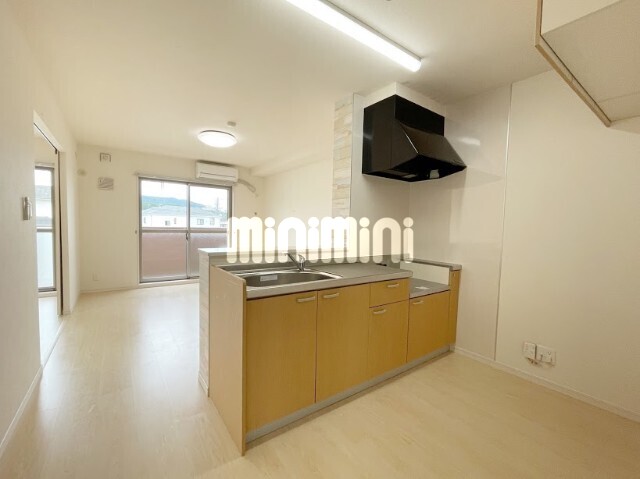 キッチン　素敵な対面キッチンです。