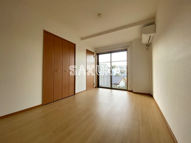 居室・リビング　使いやすい形の為、レイアウトを楽しめます♪