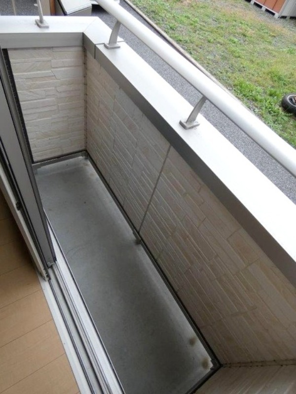 バルコニー　図面と現状に相違がある場合には現状を優先