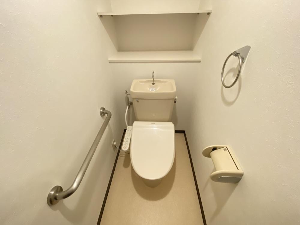 ヴィオレット宝塚のトイレ写真