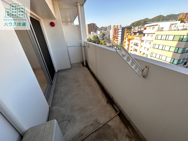 バルコニー　写真は別号室です。