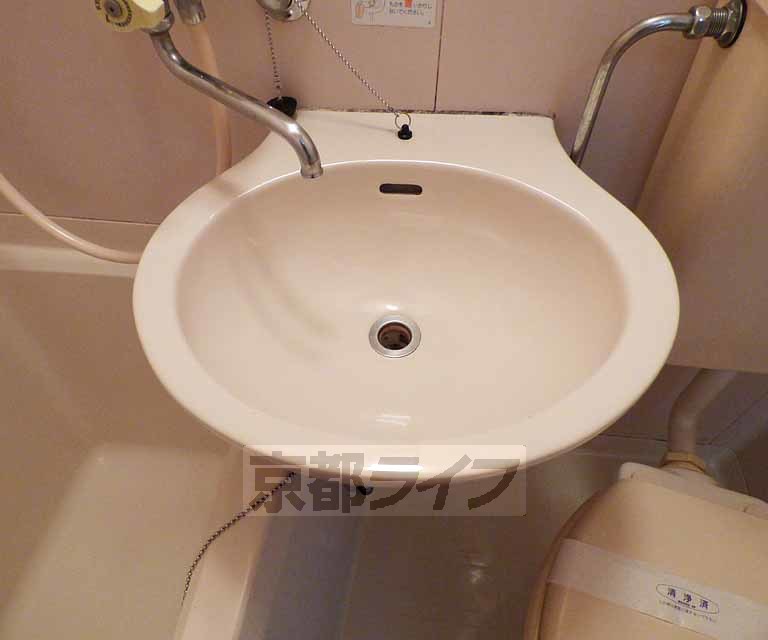 洗面設備　洗面台です。