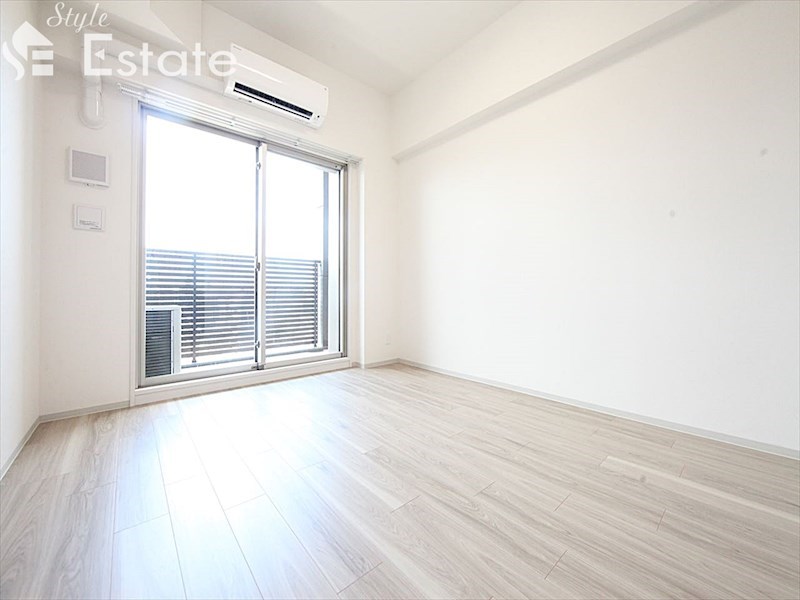 居室・リビング　内装