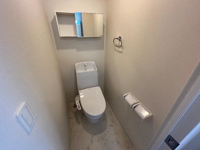 トイレ　イメージ