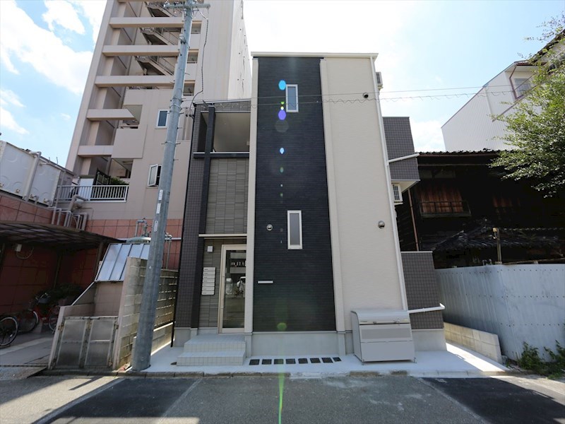 建物外観　外観　オートロック付　デザイナーズ　光インターネット無料