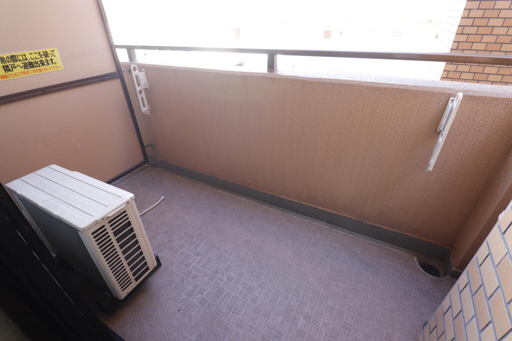 バルコニー　バルコニーです♪