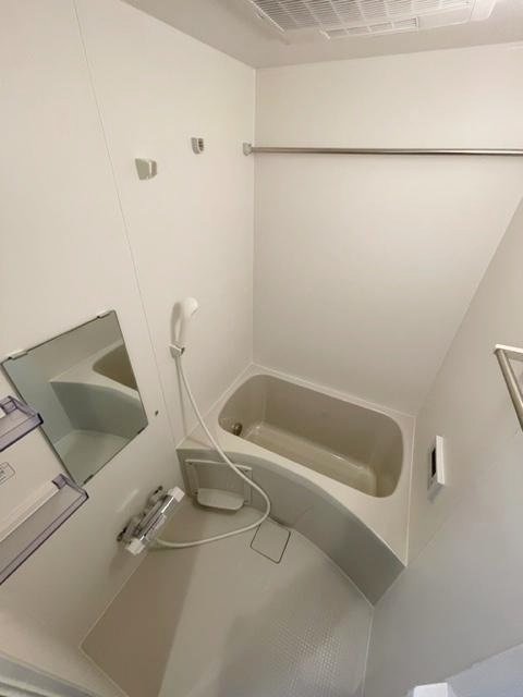 バス・シャワールーム　※別部屋参考写真