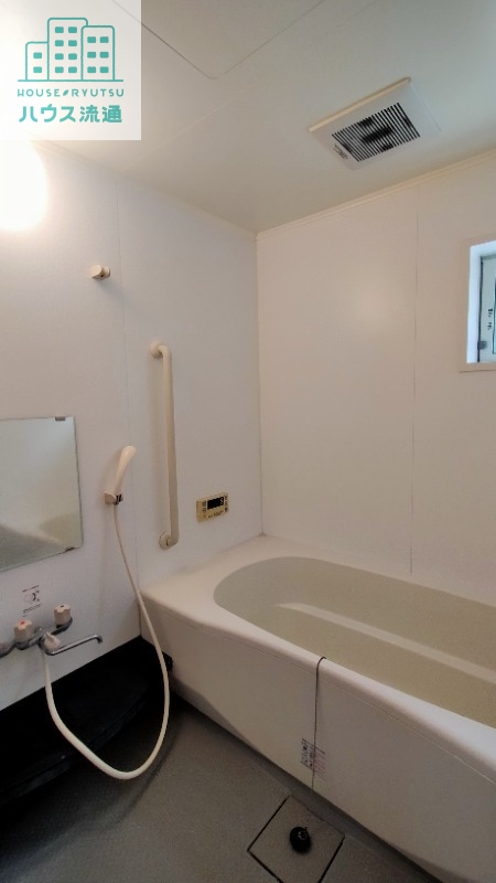 バス・シャワールーム　※別号室の写真※反転タイプ※