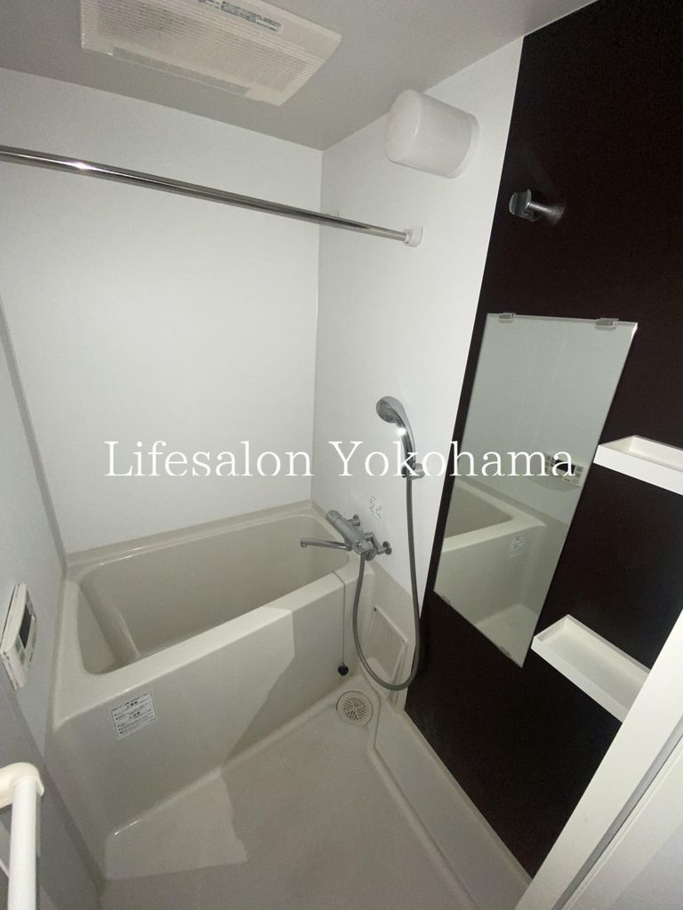 バス・シャワールーム　バス