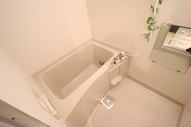 バス・シャワールーム　追い炊き急騰：現況優先