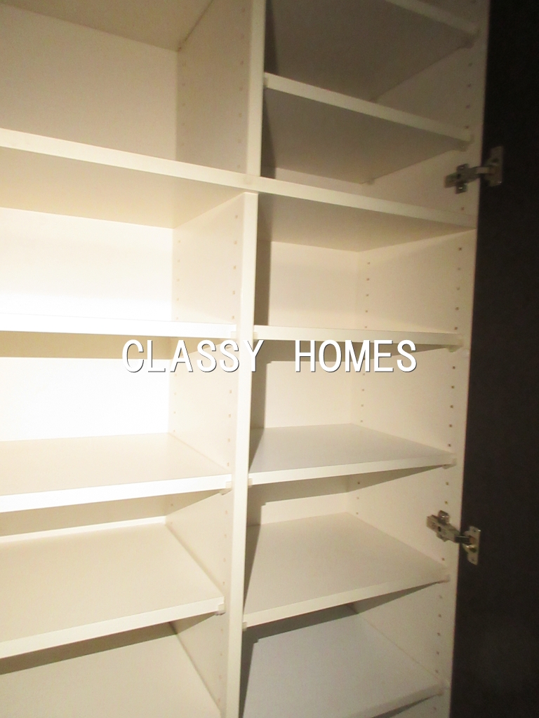 玄関　2004年竣工アクティ汐留：玄関収納