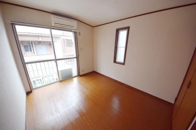 居室・リビング　★最上階角部屋の二面採光です★