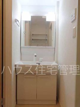 洗面設備　洗髪洗面化粧台