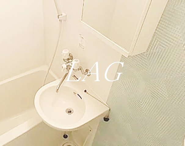 洗面設備　洗面台です。