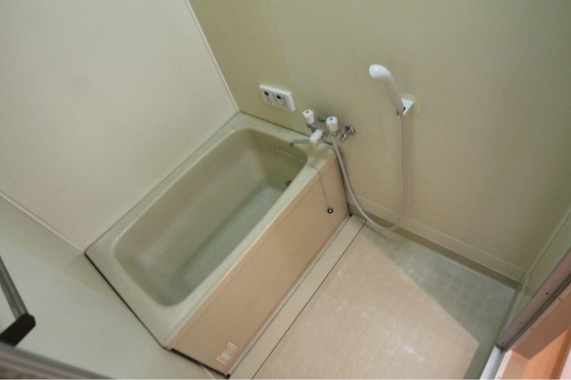 バス・シャワールーム　浴室！