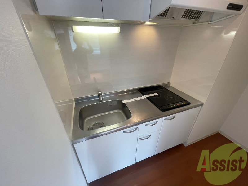 キッチン　こちらはキッチン。調理スペースもあり使いやすそうです。