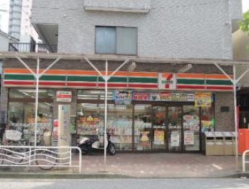 コンビニ　セブンイレブン牡丹店（コンビニ）まで110m