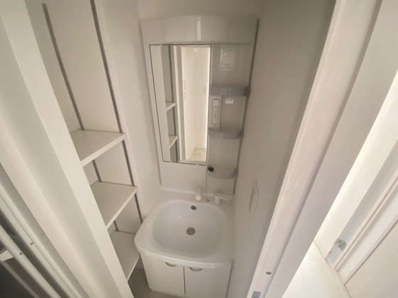 洗面設備　※別部屋の写真です