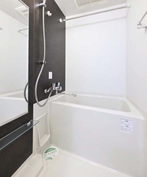 バス・シャワールーム　★ゆったりとできる広さの浴槽★