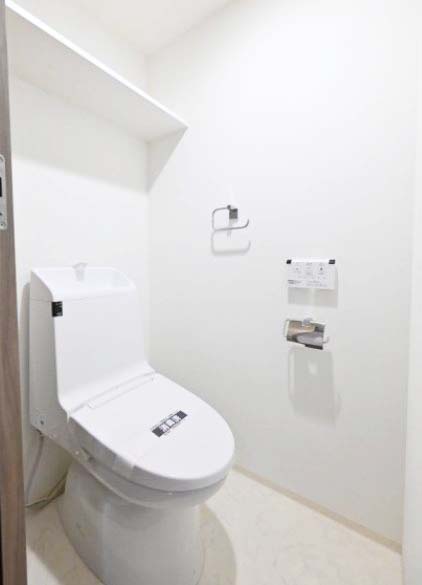 トイレ　★温水洗浄便座★