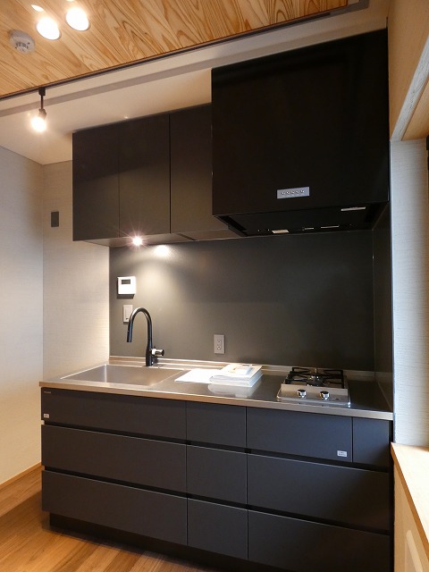 キッチン　別タイプ部屋　参考写真です