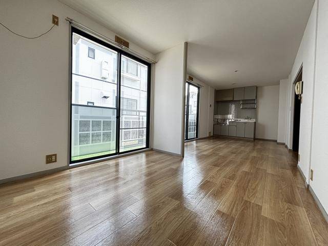 玄関　下駄箱付きです