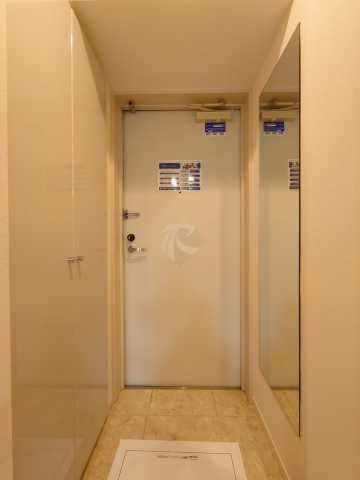 玄関　レジディア広尾II